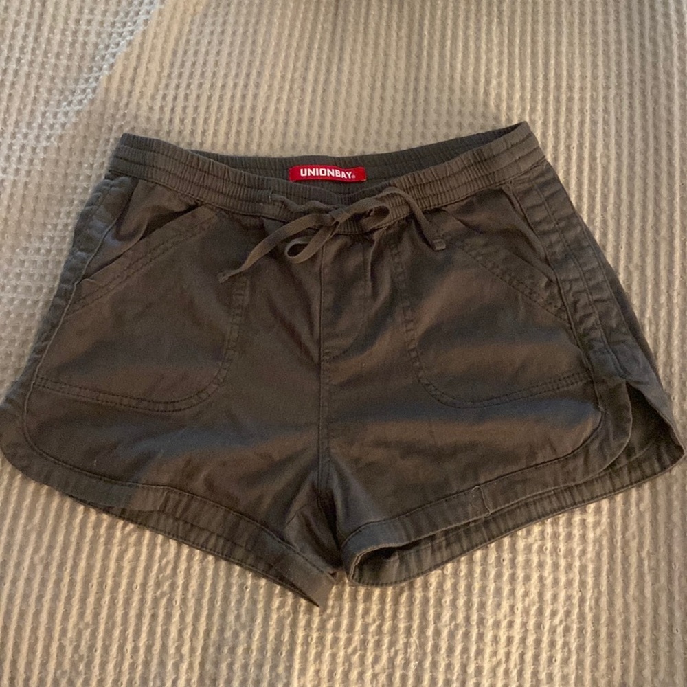 Union bay shorts Large